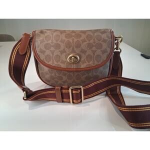 Authentic COACH Willow Saddle Bag Signature Canvas Tan Rust CA093 Excellent